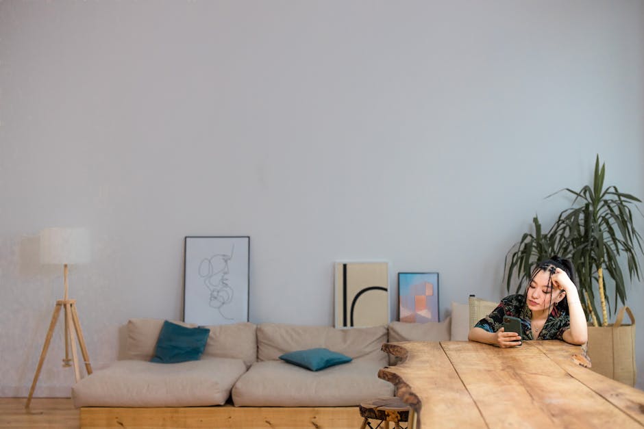 7 Wall Art Mistakes That Make Rooms Look Cheap — Fixed